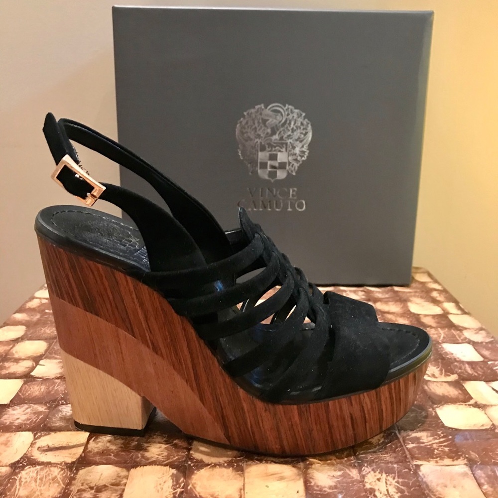 Vince Camuto VC-Onia Platform Suede Sandals